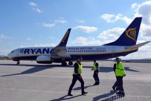 La Ryanair nimic nu e sigur: Compania anunţă că îşi 