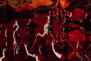 „Împăratul muştelor” – Joc de supravieţuire