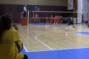 Tricolorul joacă vineri seară