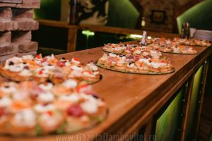 Locuri de muncă (cu calificare sau fără) în restaurantele târgoviştene