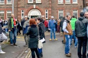 Mii de cetăţeni UE riscă să-şi piardă statutul legal în Marea Britanie după Brexit. ROMÂNII direct interesaţi! 