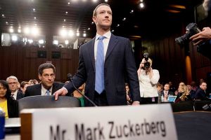Fondatorul Facebook: Am greşit, nu am luat suficiente măsuri pentru a evita transformarea în instrument negativ