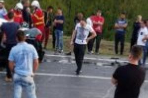 Impact frontal cu un TIR pe drumul dintre Reşiţa şi Soceni! [VIDEO]