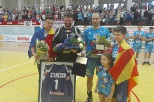 Sangele apa nu se face“:  Baiatul lui Ionut Stanescu a revenit de la fotbal la handbal. De la Academia Hagi la HC Dobrogea Sud 