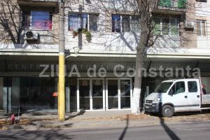 Daca n-o fi iar un termen habarnist…: Centrul Multifunctional pentru Tineret Jean Constantin“, inaugurat saptamana viitoare