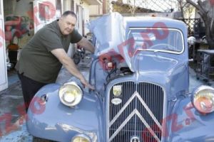 În 40 de ani a avut peste 300 de maşini de epocă: „Am cumpărat motoreta Regelui Mihai cu 2.000 de lei”