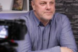 Nelu Popa face valuri! Ecluză şi turbină pe Bârzava, în Reşiţa!