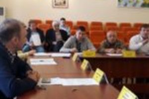 Votul de ieri, revolta de astăzi. Nemulţumiri „luminate” în Consiliul Local Caransebeş
