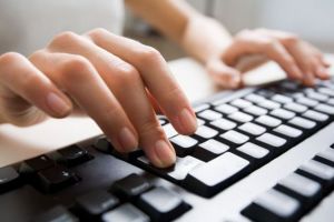 Doi elevi din Munţii Apuseni şi unul din Alba Iulia, medalii de bronz şi argint la Olimpiada Naţională de Informatică