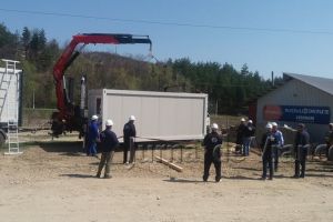 Chiojdeni: Patru locuinţe modulare pentru familiile afectate de alunecări