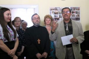 FOTOGALERIE: Pictoriţa Mădălina Paşcan a invitat publicul să se apropie de divinitate