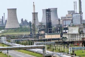 Rafinaria Petrobrazi va fi oprita timp de 6 saptamani