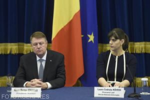 Lovitura! Preşedintele Iohannis va accepta demisia Laurei Codruţa Kovesi