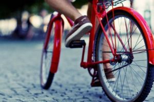 Recomandări pentru biciclişti şi motociclişti