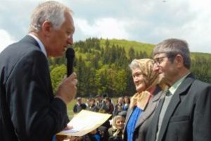 „Nunta de aur” şi persoanele cele mai în etate, sărbătorite în comuna Barcani