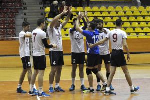 Volei masculin/ Divizia A2: Începem cu Dejul