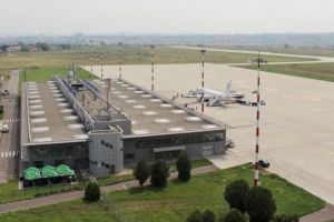 Este oficial – Angajaţii Aeroportului Sibiu fac GREVĂ de avertisment