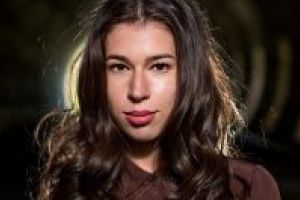 Aurora Veţeleanu, studentă de top în Marea Britanie