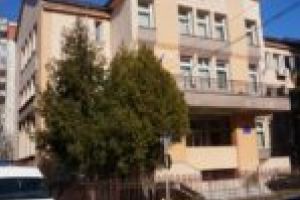 I-a dat foc propriei mame şi a privit fără remuşcări cum aceasta e cuprinsă de flăcări