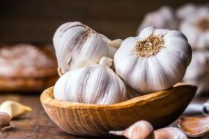 Usturoiul românesc ”atacă” importurile. Decizia anunţată de Ministerul Agriculturii!