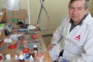 Fall Caroll, tehnicianul dentar al Văii Mureşului Superior