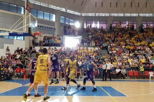 VIDEO – Spectacol şi victorie în stil de LIDER al campionatului. CSU a bătut Piteştiul