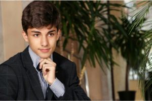 SENZATIONAL! Elevul valcean Petrisor Ciausescu s-a calificat la patru OLIMPIADE nationale!