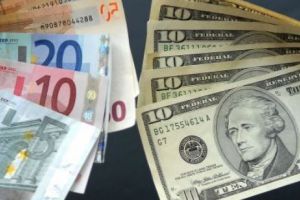 LOVITURĂ pentru românii din străinătate. CONDIȚIILE în care mai pot TRIMITE bani în ȚARĂ