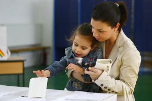 Alege ce vrei! Miercuri încep întâlnirile publice pentru votul cu urnă al proiectelor de bugetare participativă