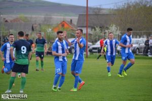 FOTO: Viitorul Sîntimbru – CS Ocna Mureş 0-2 (0-1)! Dublă a golgheterului Vali Drăgan şi Soda continuă cursa de urmărire a liderului Sportul Petreşti!