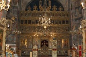 O mănăstire va fi EXECUTATĂ SILIT! Ce a făcut stareţul a înfuriat o întreagă comunitate