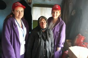 Parteneriat social-misionar:  O batrana din Tuzla, ajutata de Asociatia Suflete deschise“ si Arimex Comexim 2000 SRL (galerie foto)