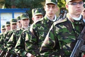 Se caută candidaţi pentru trei şcoli militare!