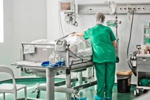 Starea de sănătate a femeii lovită de tren în Sibiu. Verdictul medicilor