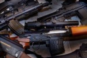 Dosar penal pentru un brailean pentru detinere de arme si munitie