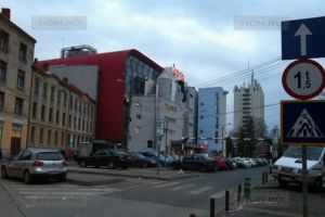 Parcarea magazinului Bega, in continuare blocata de procese. Se pregateste un proiect pe Oituz