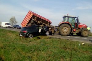 Accident la Căldăruşanca. Intervenţie a pompierilor din Detaşamentul Urziceni