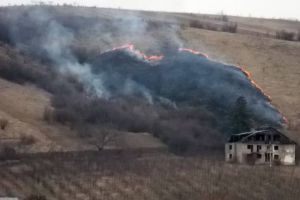Sfaturile pompierilor pentru evitarea incendiilor în urma igienizării de primăvară a terenurilor