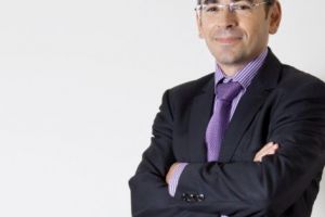 Şeful Daciei, Yves Caracatzanis, numit la conducerea uzinelor Avtovaz (Lada) din Rusia