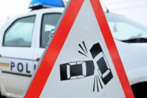 Accident cu doi răniţi în Crăciuneşti