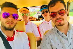 Cu Dacia în Deşertul Sahara! Șase sătmăreni au luat startul în aventura vieţii lor