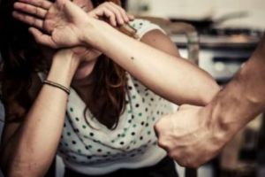 Un clujean a fost arestat după ce i-a dat foc SOŢIEI