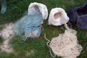 Trei bihoreni, cercetaţi pentru braconaj piscicol după ce au fost prinşi cu unelte ilegale