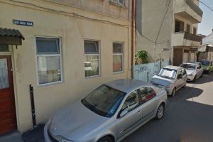 Un garaj de pe strada Cuza Voda va fi transformat in cabinet medical 
