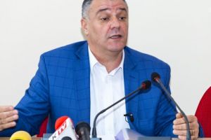 Peste aproximativ o lună, microbuzele municipalităţii vor circula pe trasee