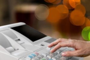 Jianu (CNIPMMR): Probabil că termenul de interconectare a caselor de marcat cu jurnal electronic la serverul ANAF va fi modificat