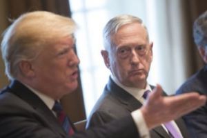 Trump ar fi vrut să atace instalaţii ruseşti din Siria