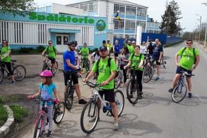 Voluntarii Hirschmann, biciclişti pentru un scop bun