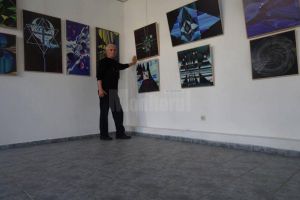 Expoziţia „Magia punctului 2 - unitate în diversitate