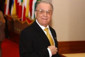 Ion Iliescu a ajuns la Parchetul General. A fost pus sub acuzare în dosarul Revoluţiei